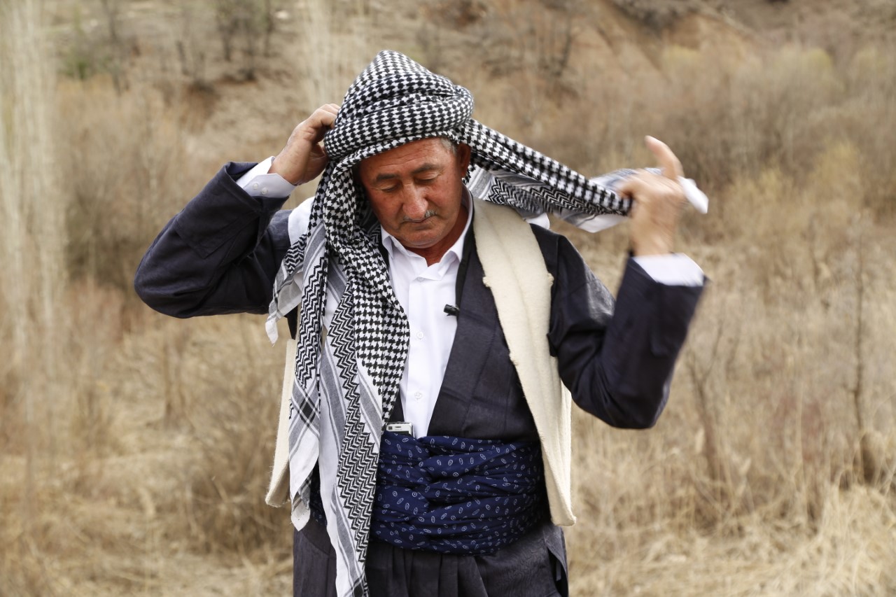 شێوازی بەستنی جەمەدانێ